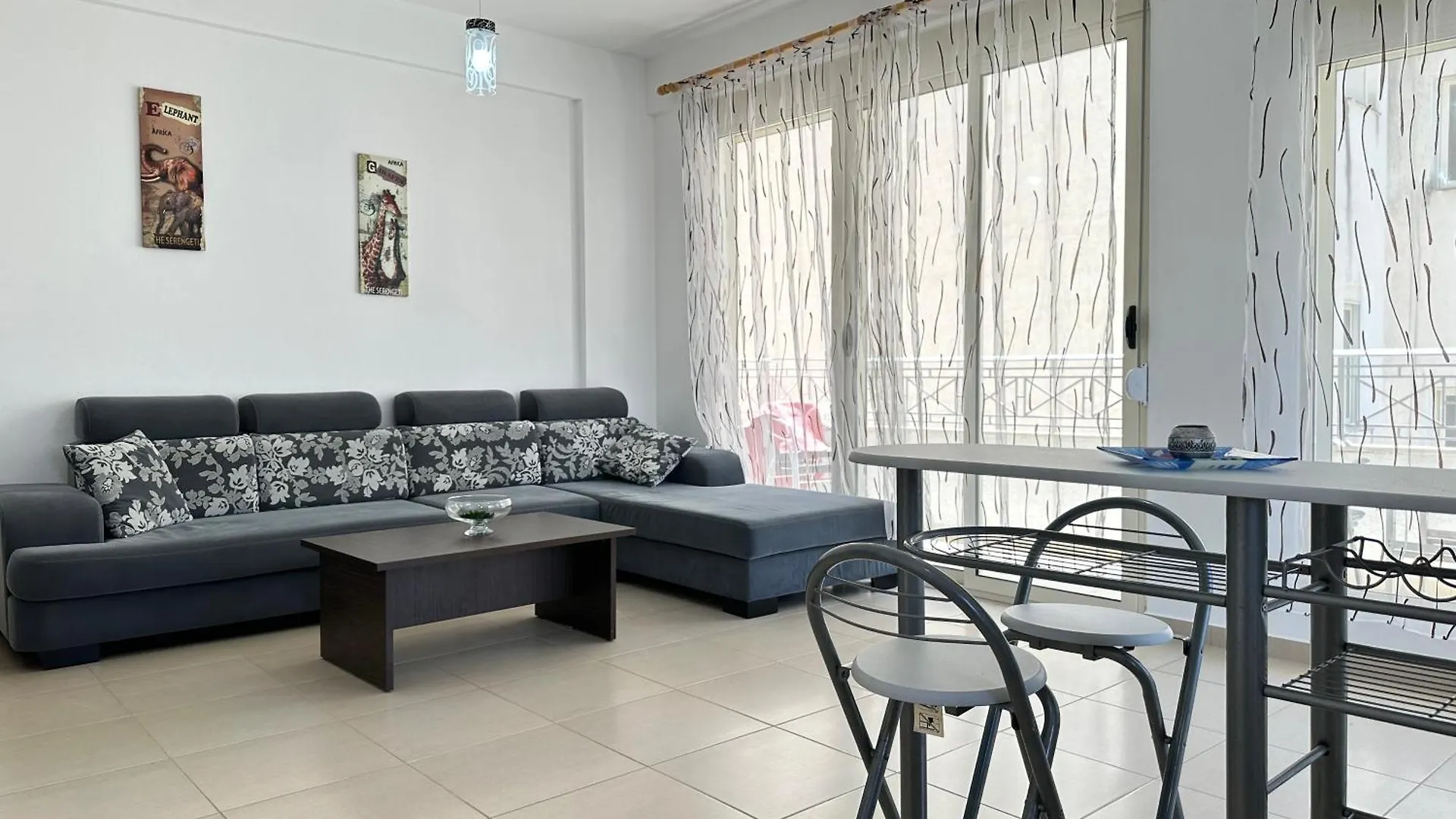 Casabianco Apartments Saranda